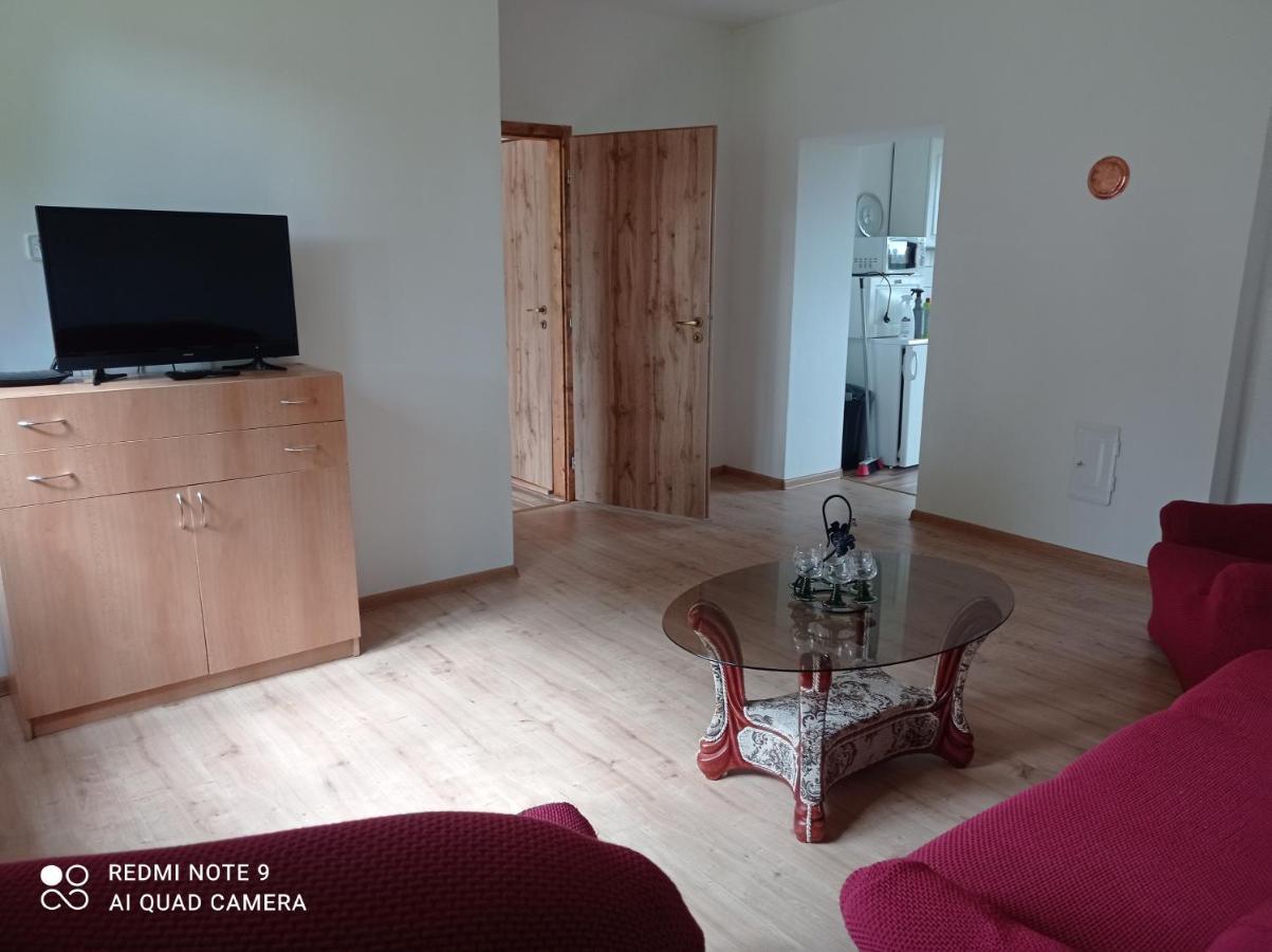Apartmany U Becova Nad Teplou 베코브나드테플로우 외부 사진